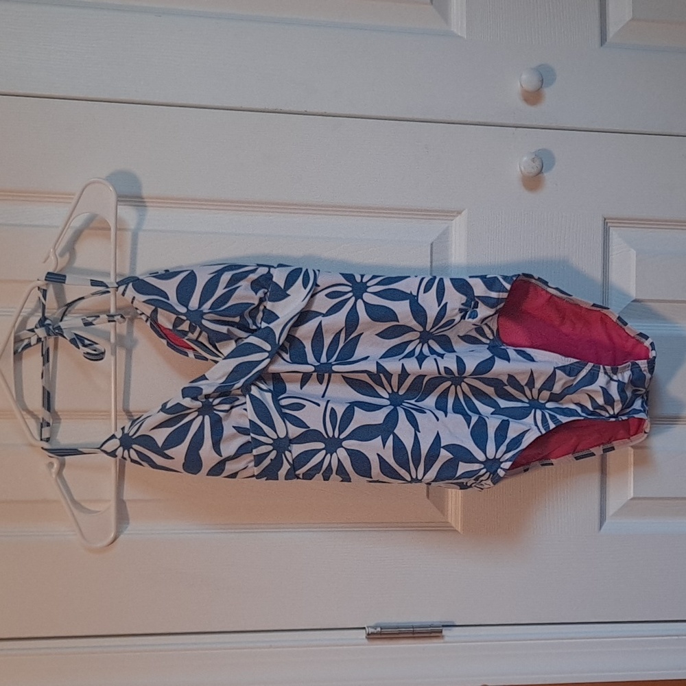 NWT Hapari swimsuit